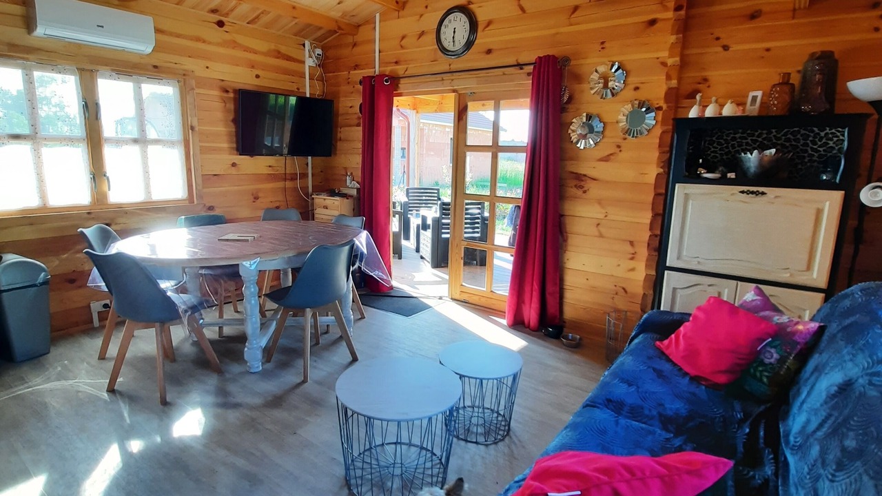 Photo of Livingroom in Chatillon-sur-Broue