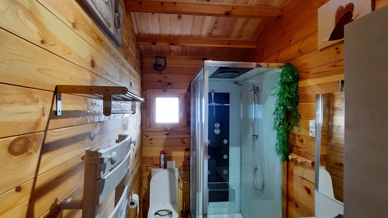 Photo of Bathroom in Chatillon-sur-Broue
