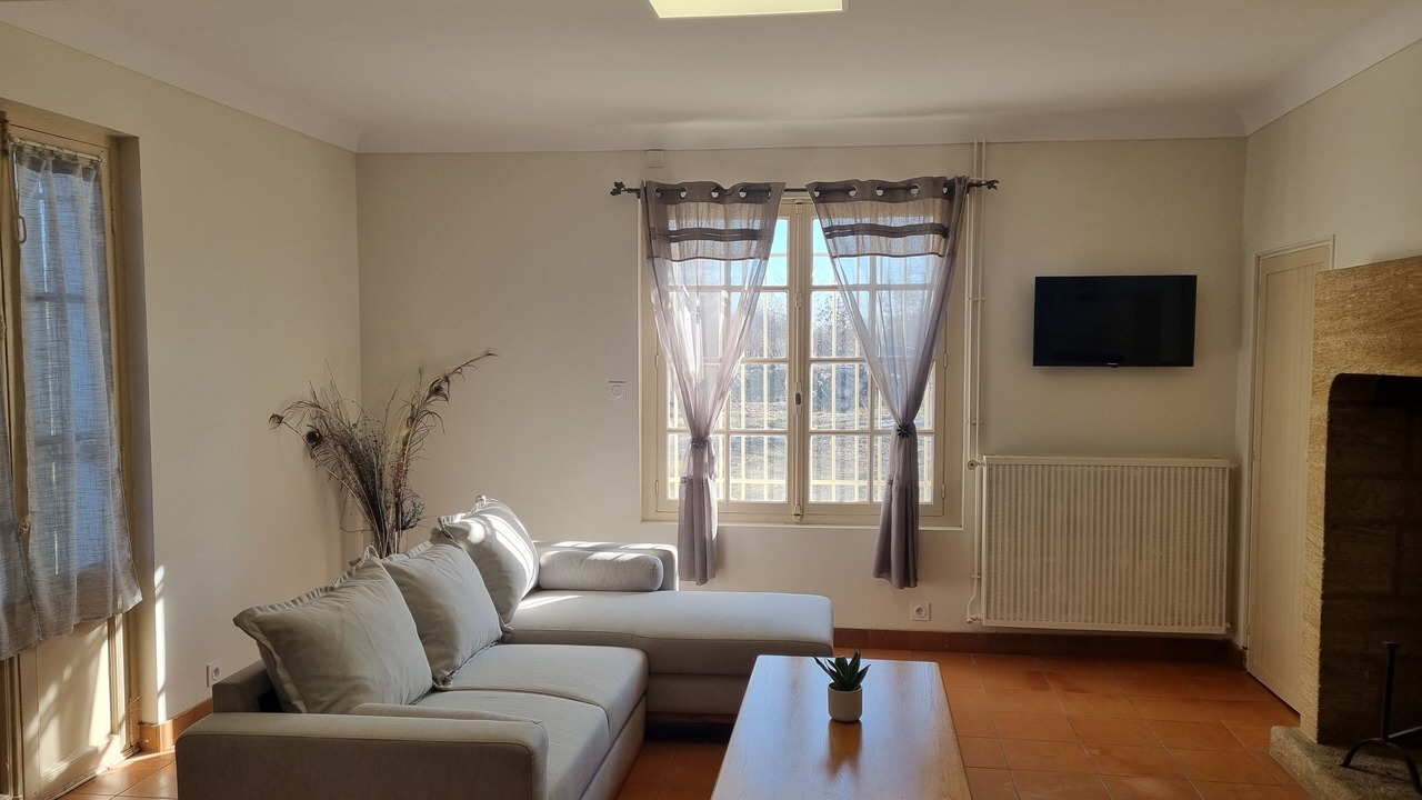 Photo of Livingroom in Castera-Bouzet