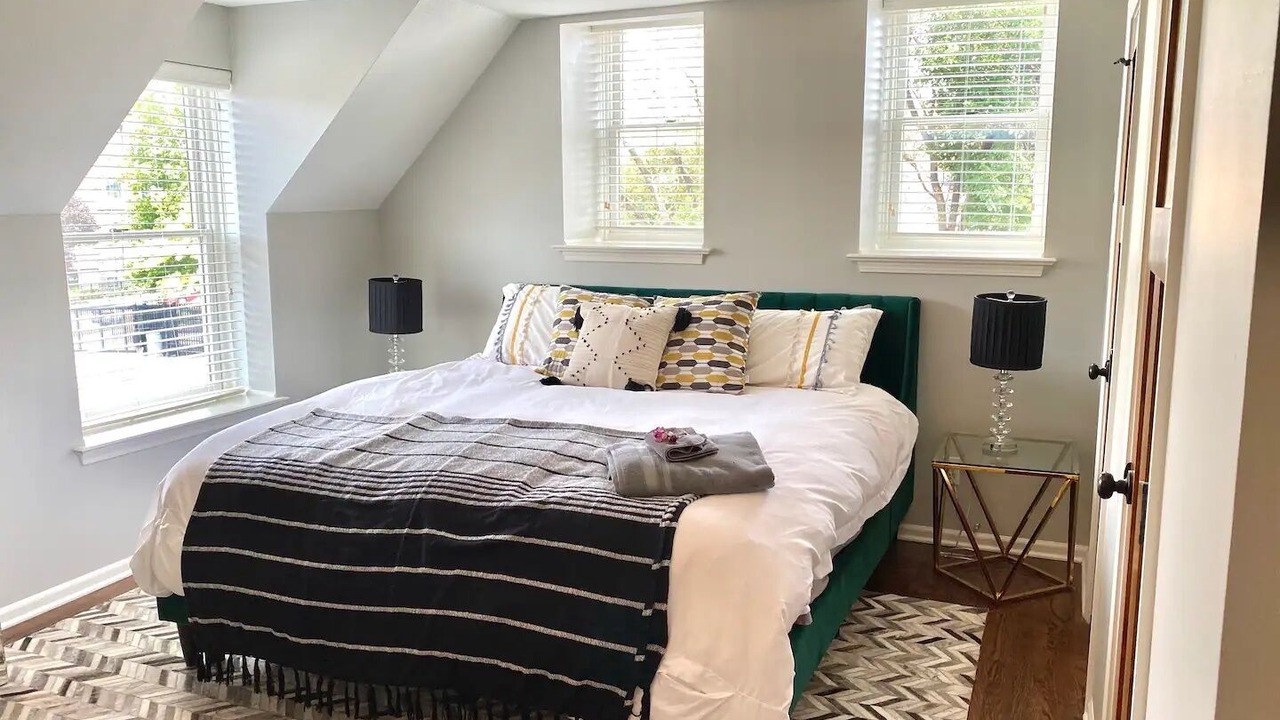 Photo of Bedroom in Garment District