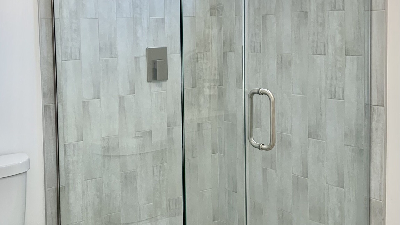 Photo of Bathroom in Jefferson Park
