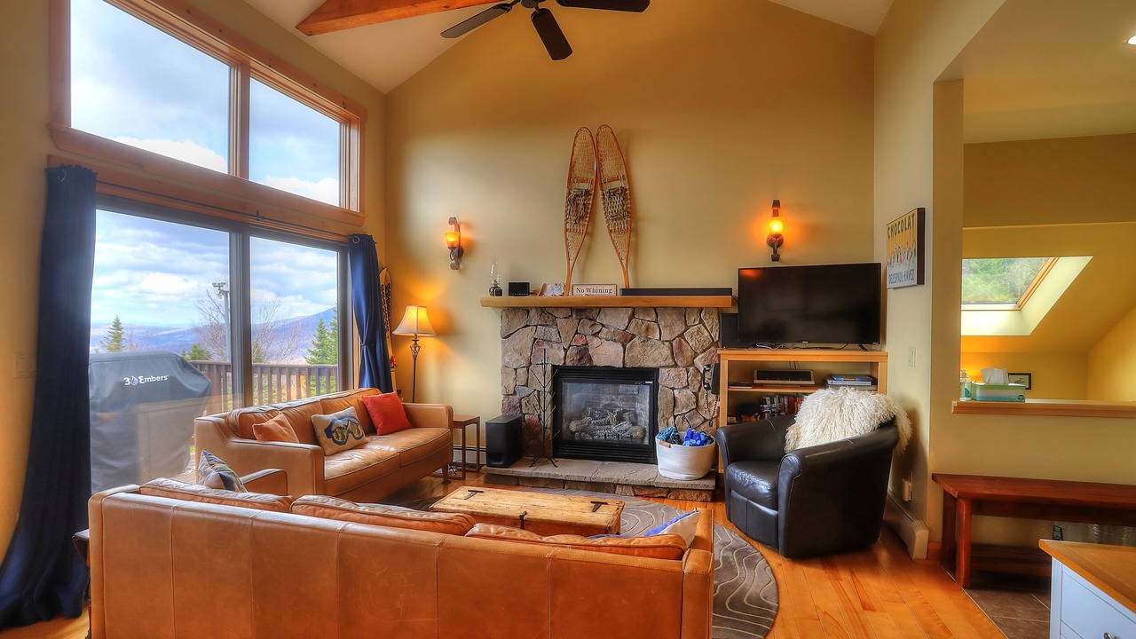 Photo of Livingroom in Rangeley