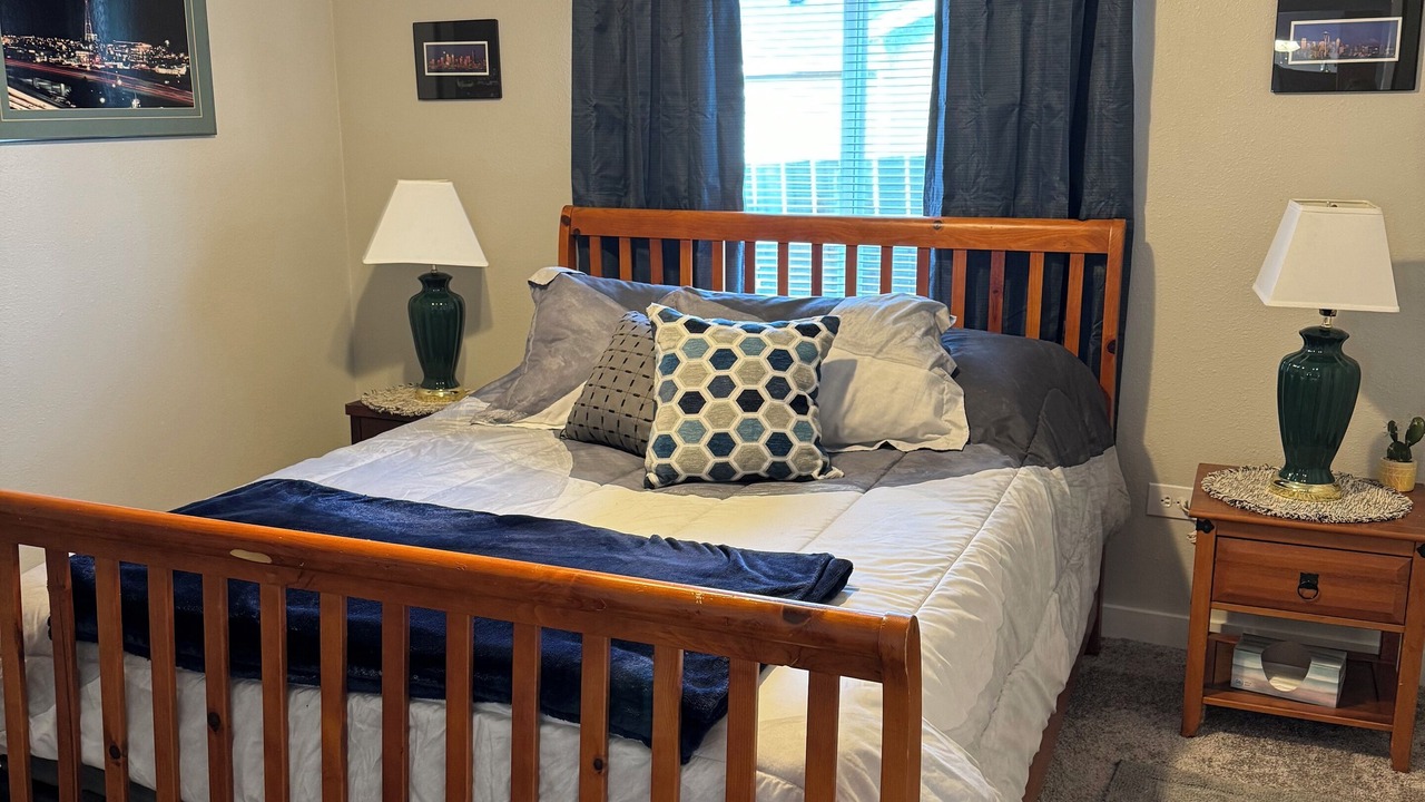 Photo of Bedroom in Elma