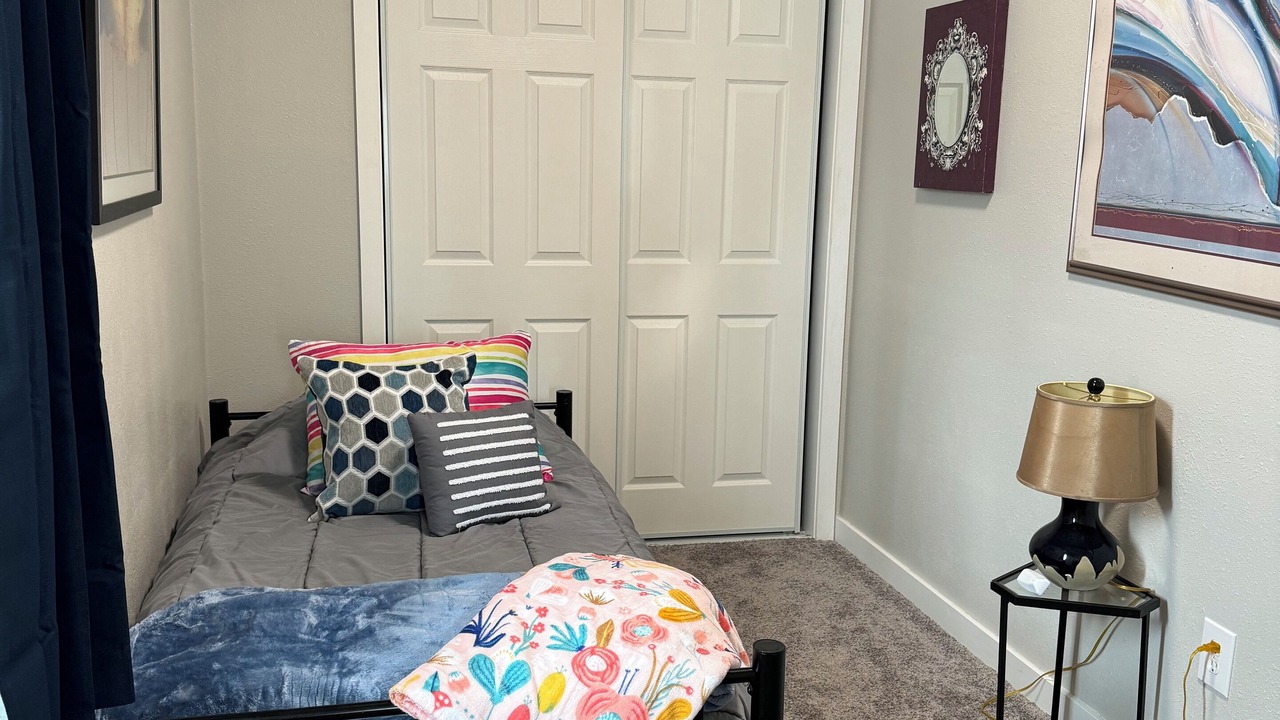 Photo of Bedroom in Elma