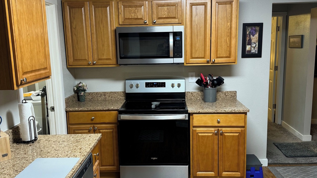 Photo of Kitchen in Elma