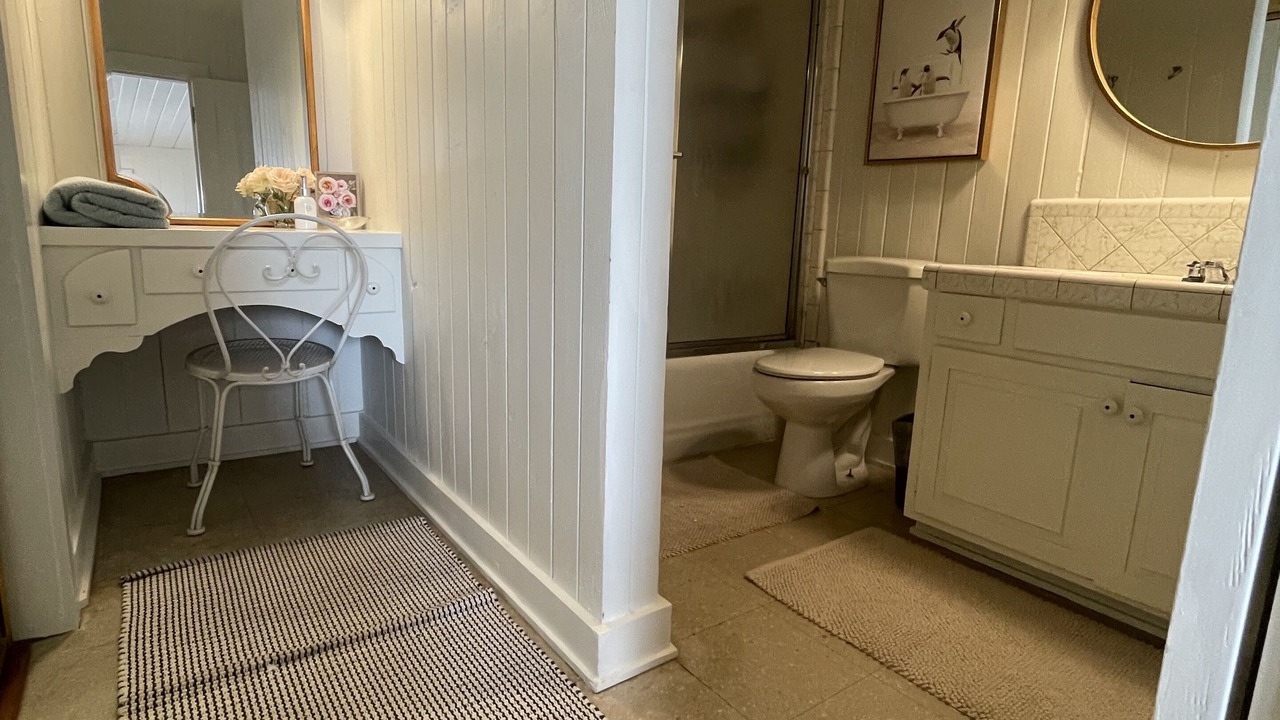 Photo of Bathroom in Drasco