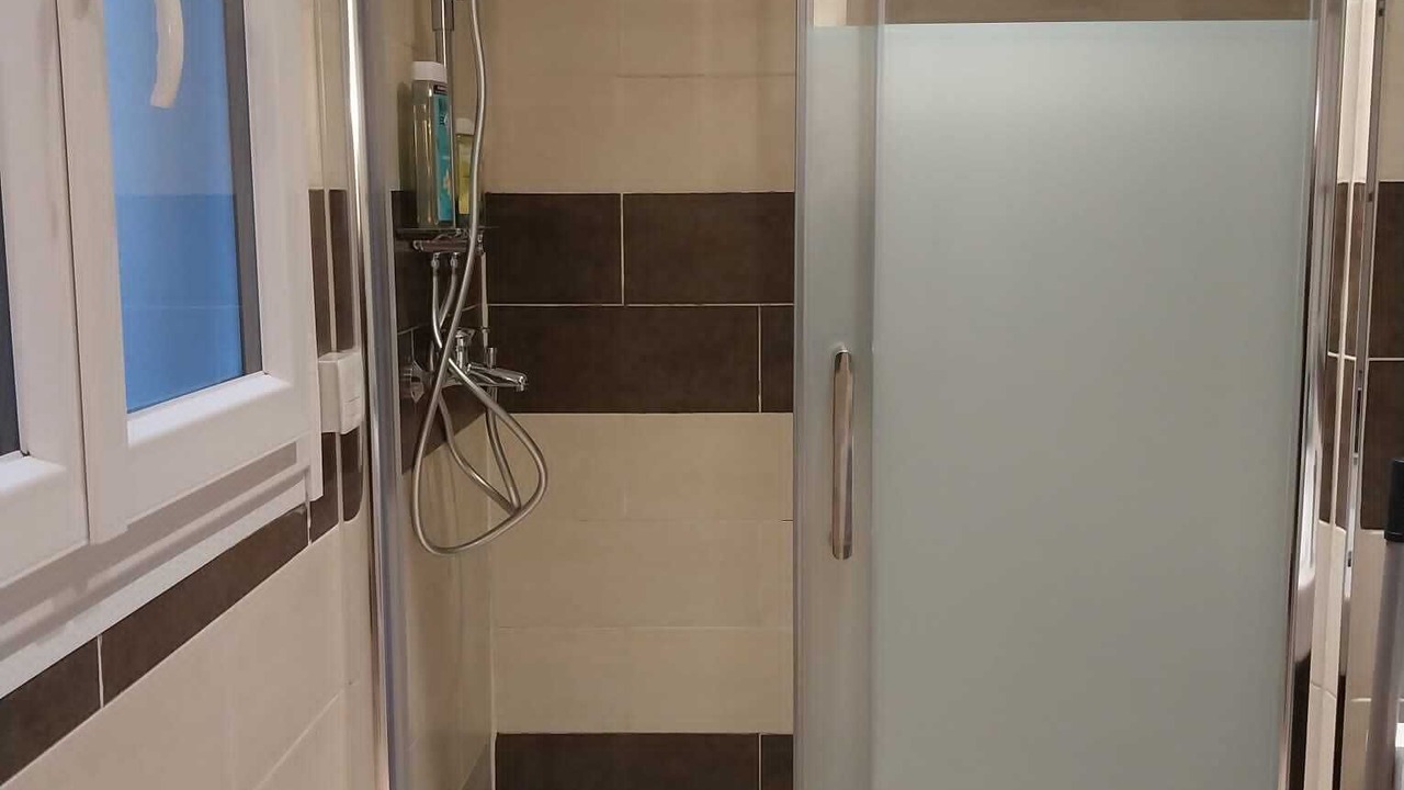 Photo of Bathroom in Arsenal