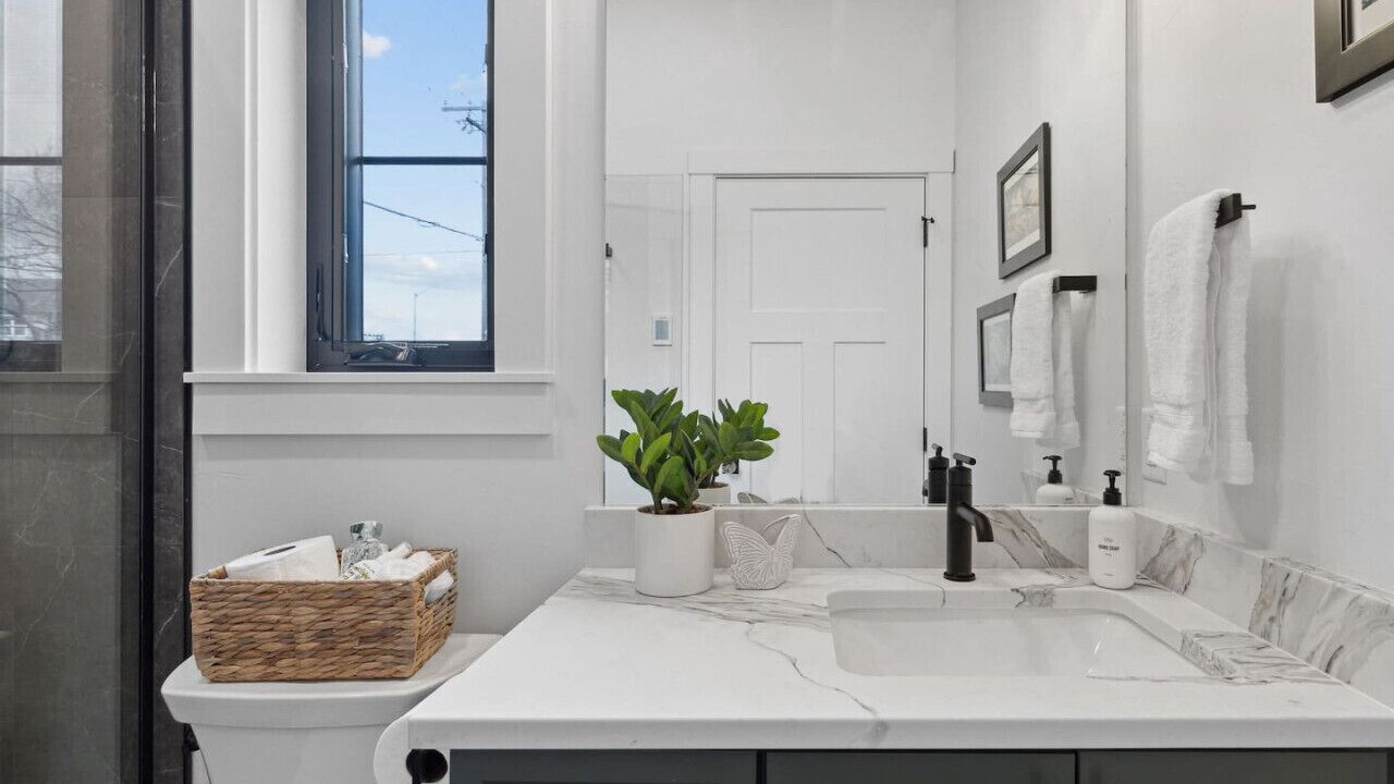 Photo of Bathroom in Riverfront