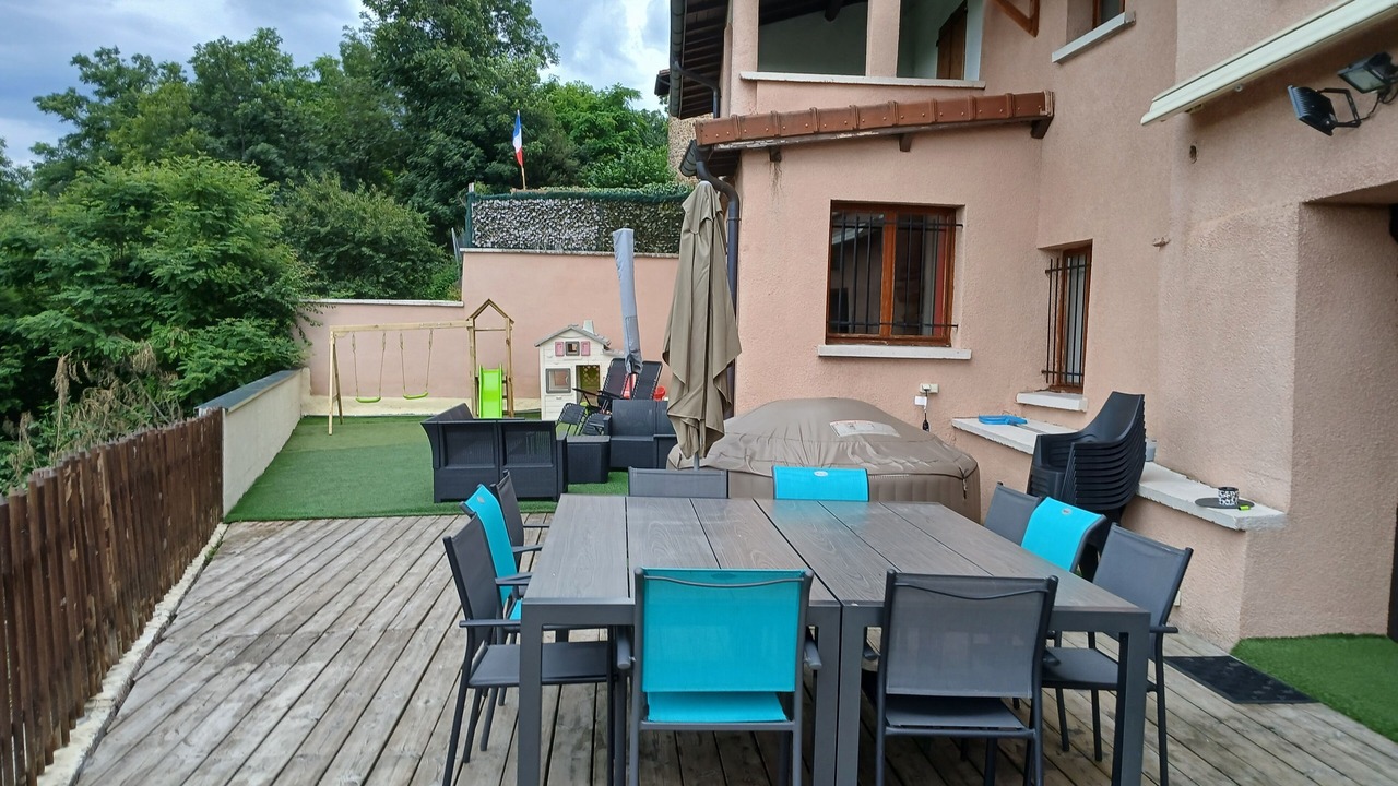 Photo of Outdoor in Perreux