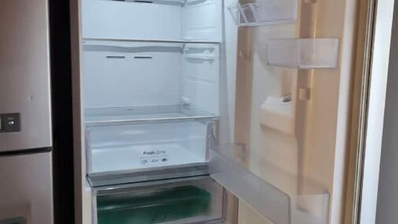 Photo of Others in Perreux