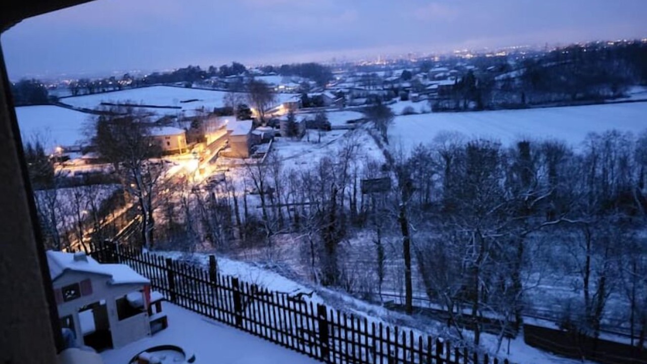 Photo of Others in Perreux