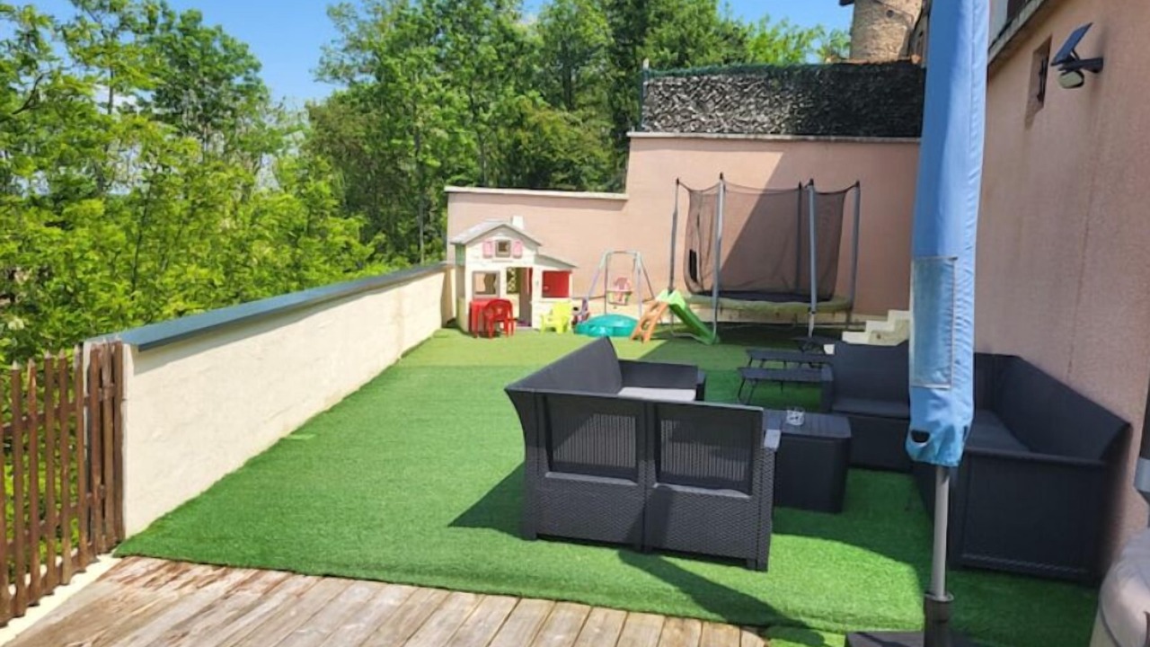 Photo of Outdoor in Perreux