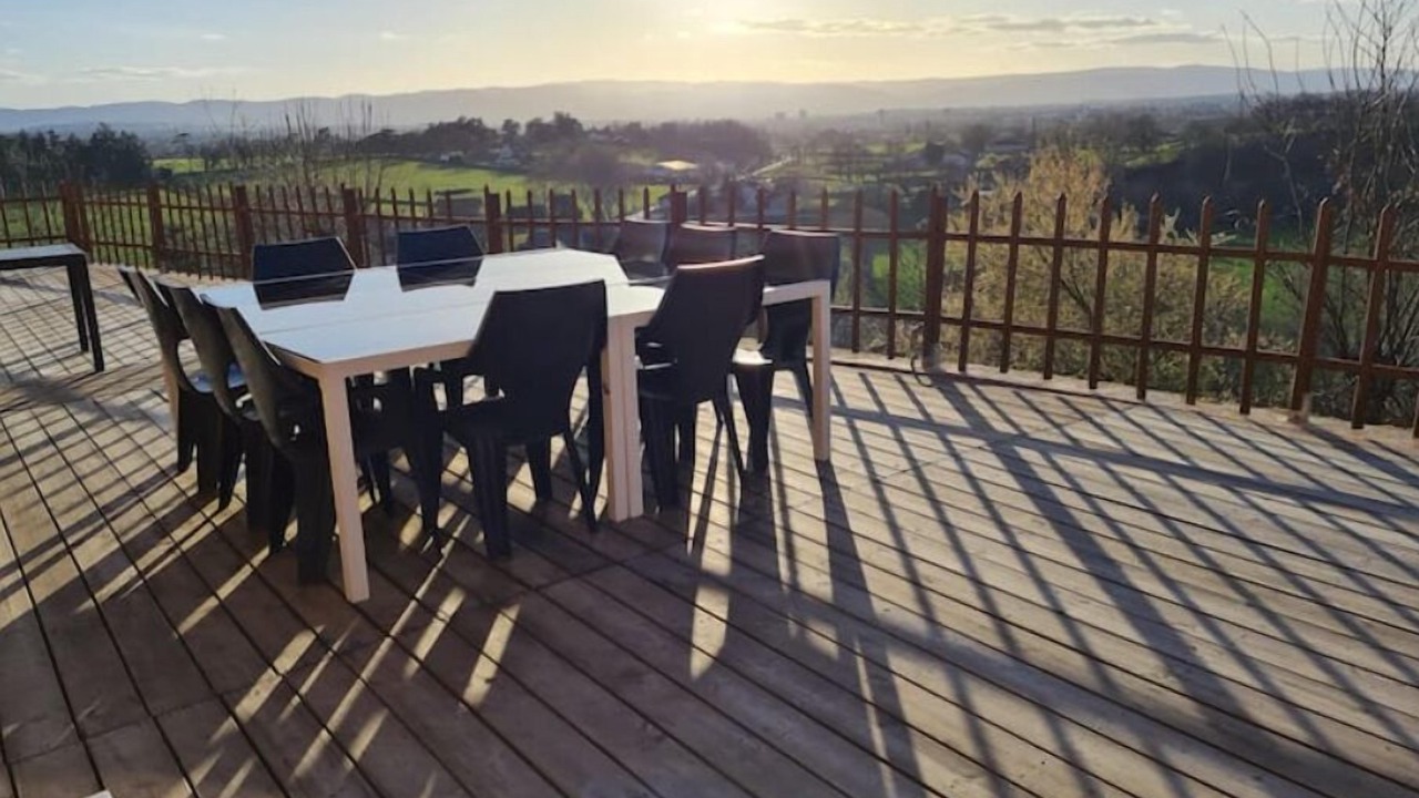 Photo of Outdoor in Perreux