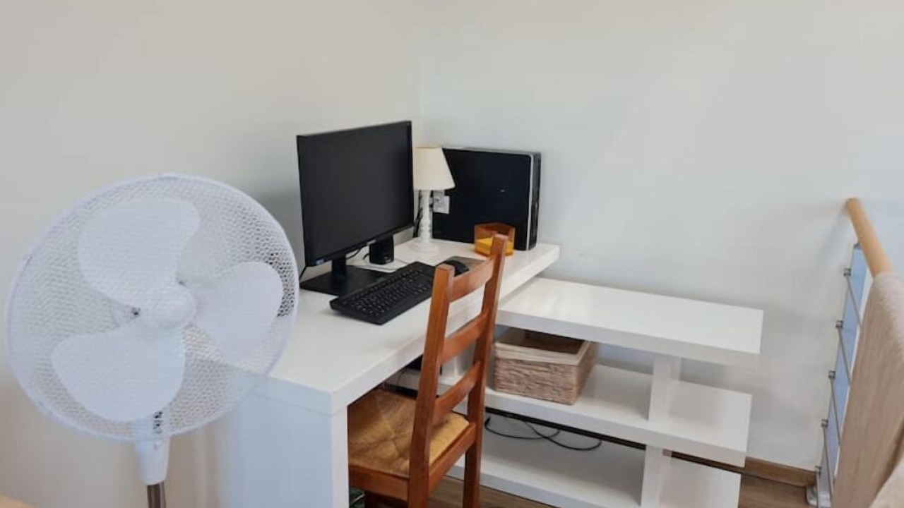 Photo of Others in Perreux