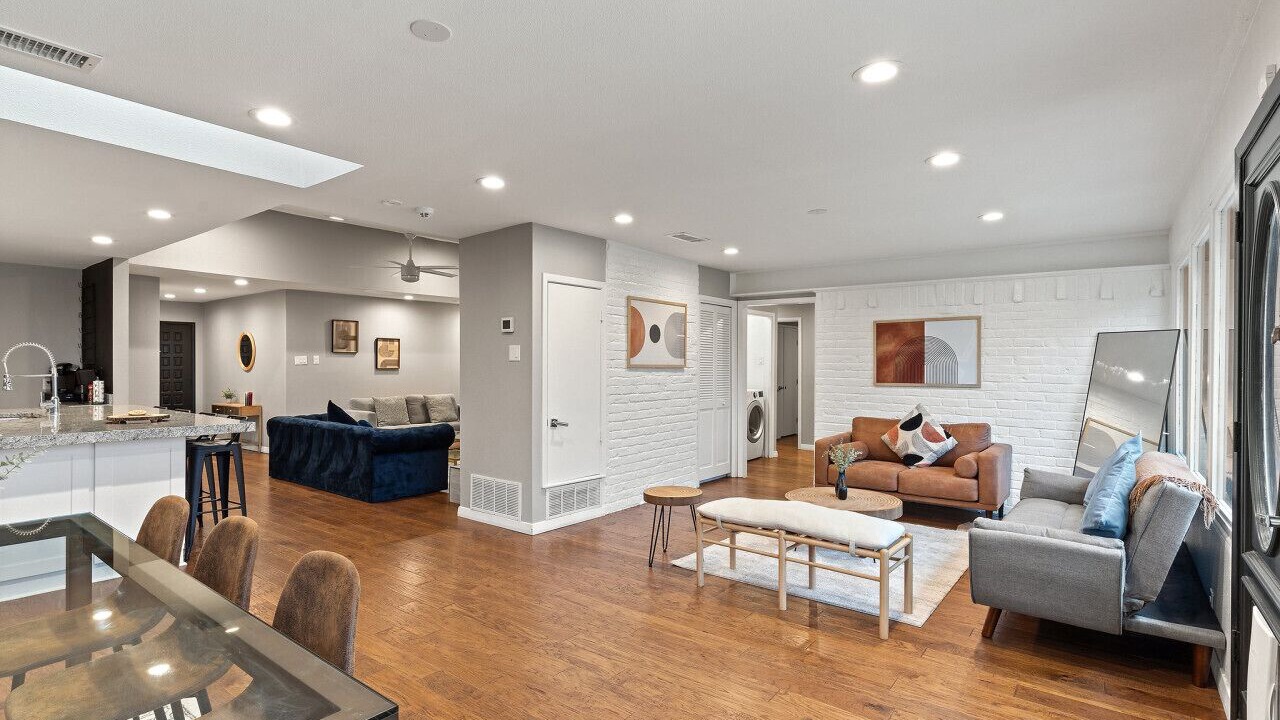 Photo of Livingroom in Northwest Dallas