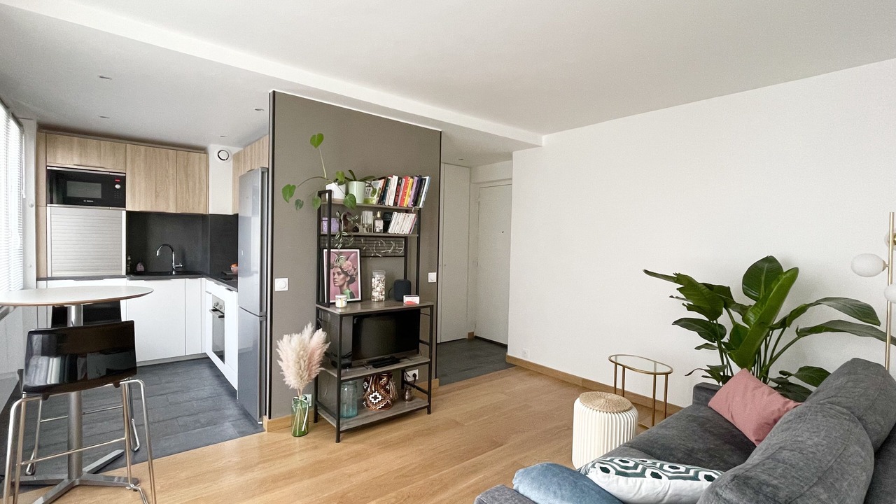 Photo of Livingroom in Clamart