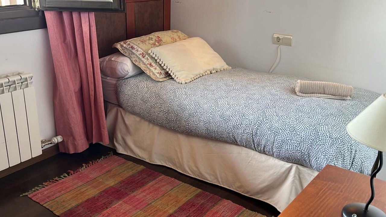 Photo of Bedroom in Badaguas