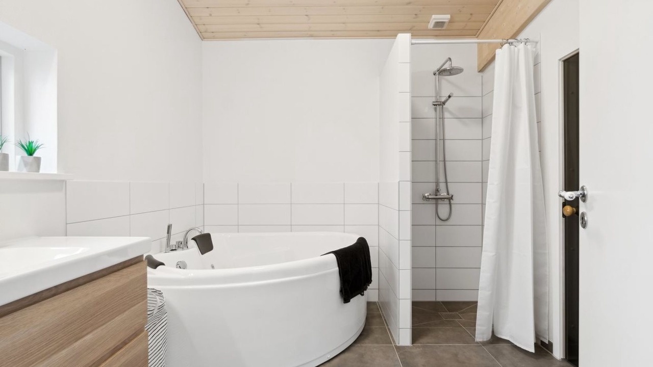 Photo of Bathroom in Faaborg