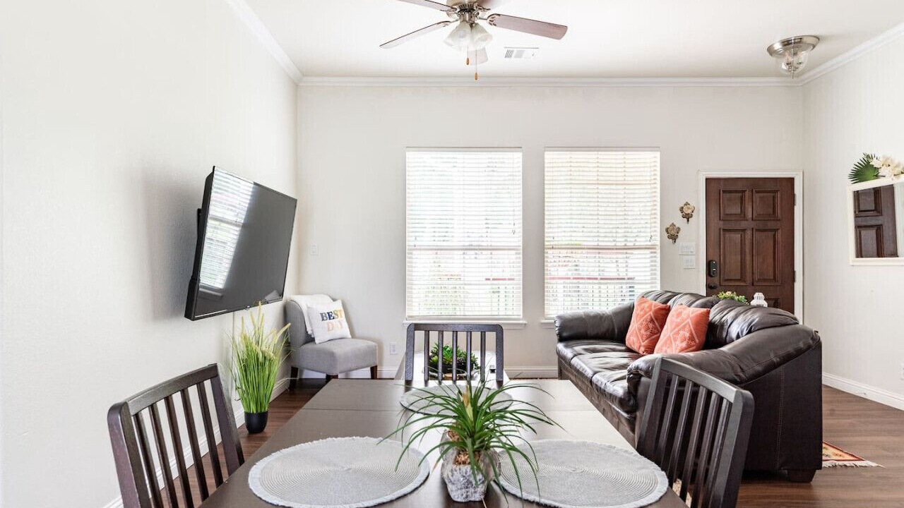 Photo of Livingroom in Manchaca