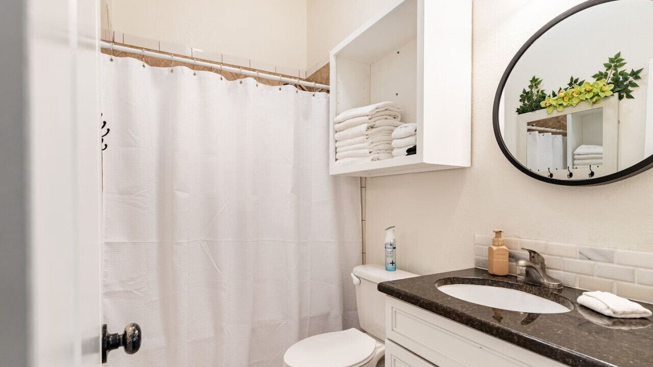 Photo of Bathroom in Manchaca