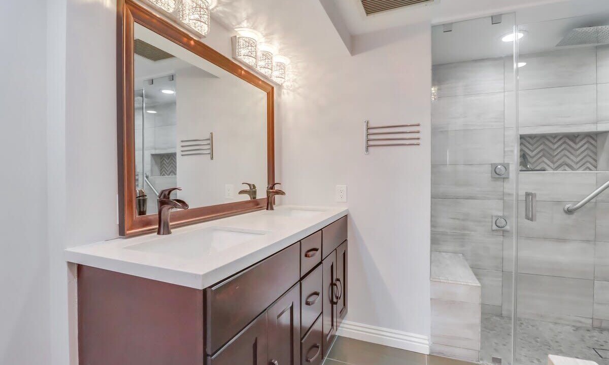 Photo of Bathroom in Marina District