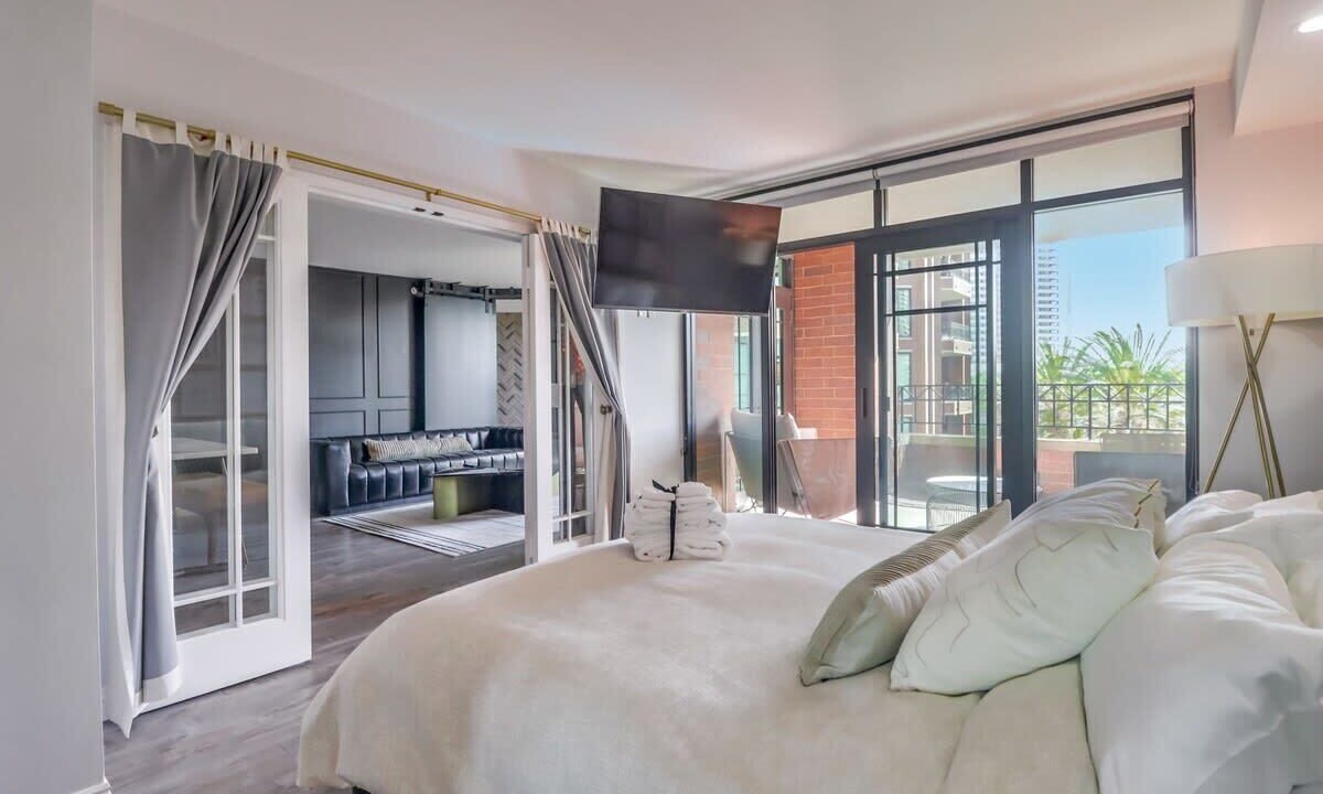 Photo of Bedroom in Marina District