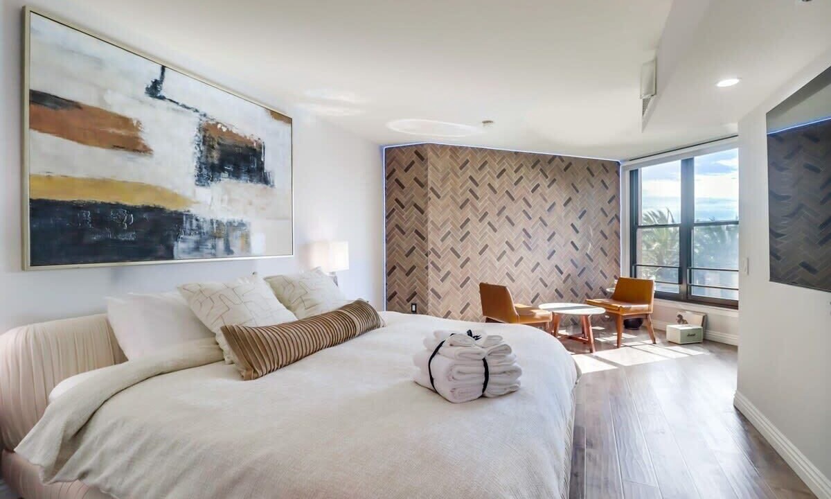 Photo of Bedroom in Marina District