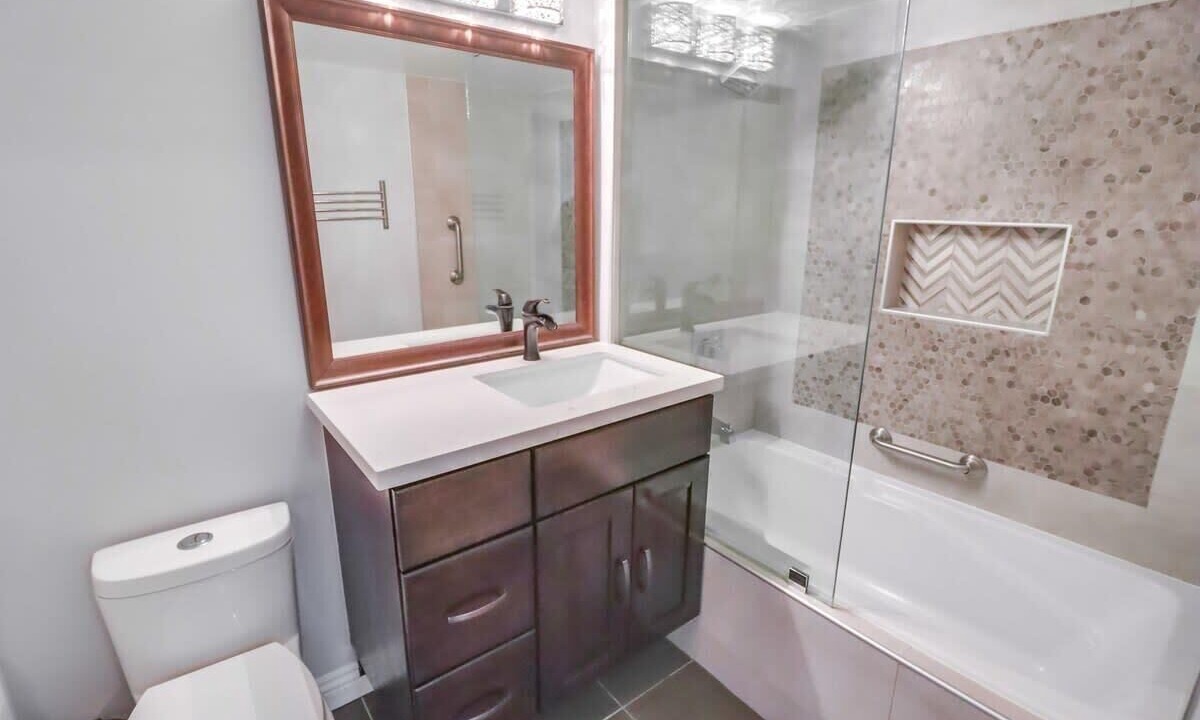 Photo of Bathroom in Marina District