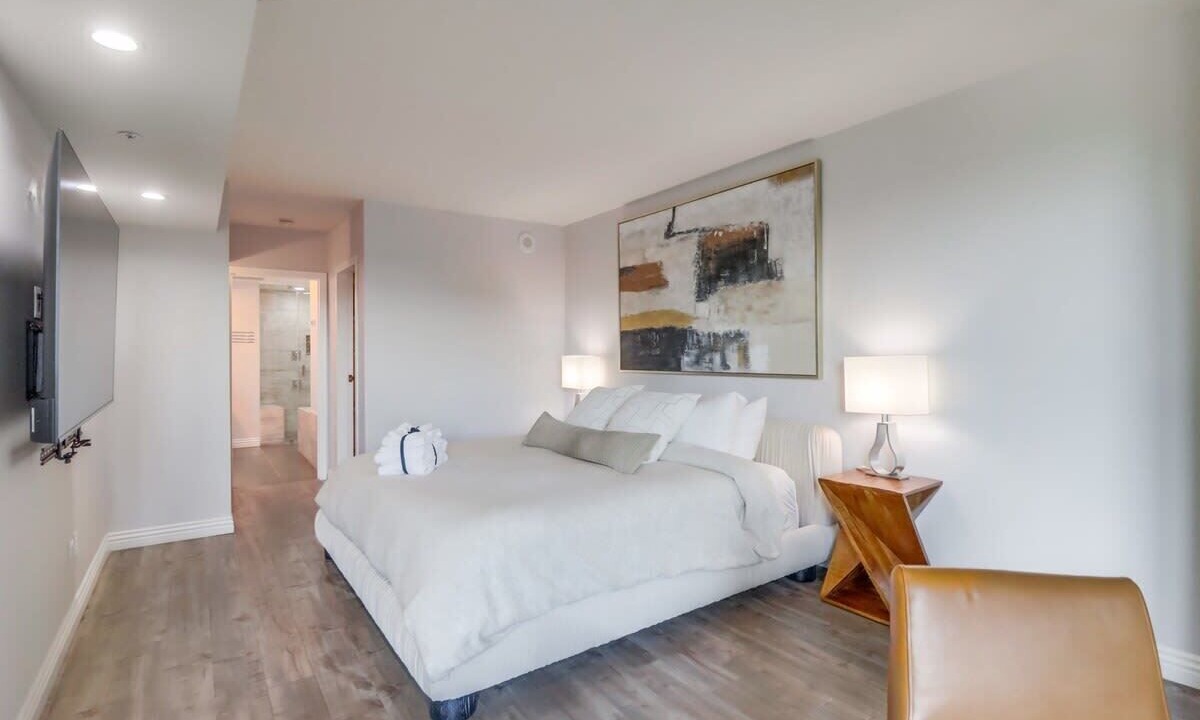 Photo of Bedroom in Marina District