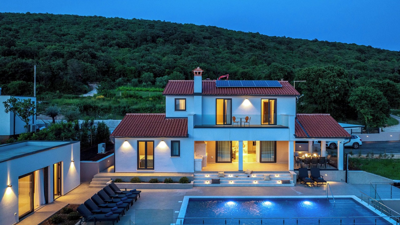Photo of Outdoor in Brgod