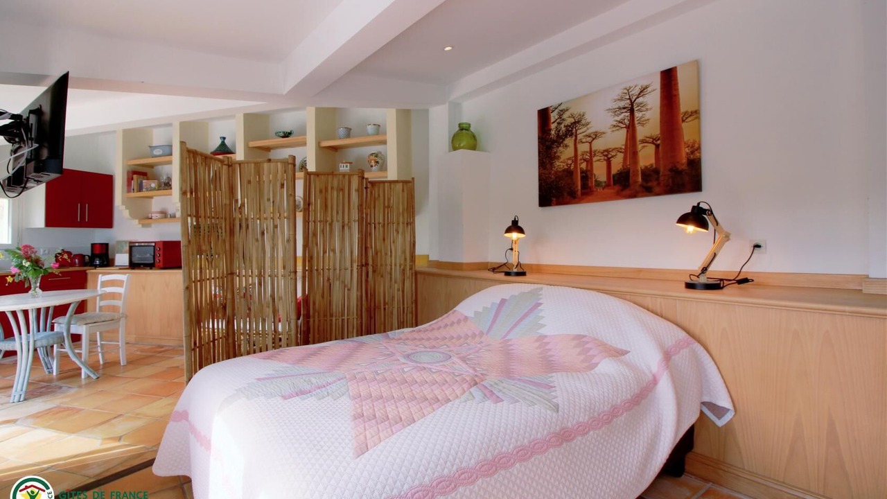 Photo of Bedroom in Tabanac