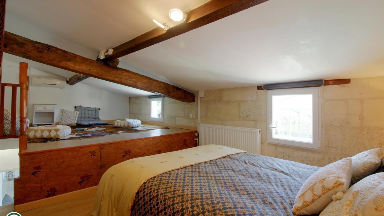 Photo of Bedroom in Saint-Denis-de-Pile