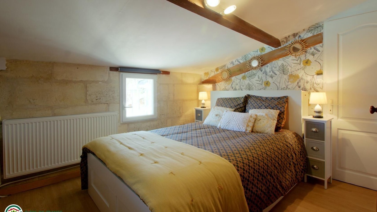 Photo of Bedroom in Saint-Denis-de-Pile