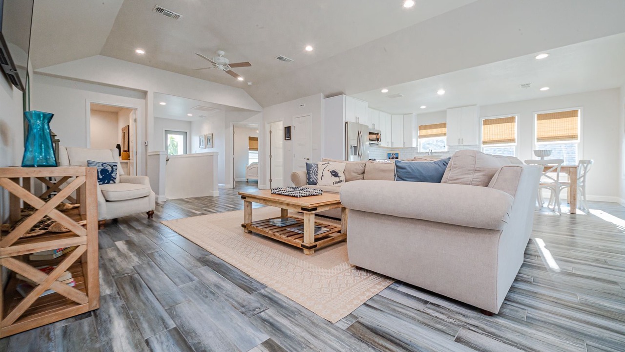Photo of Livingroom in Rockport