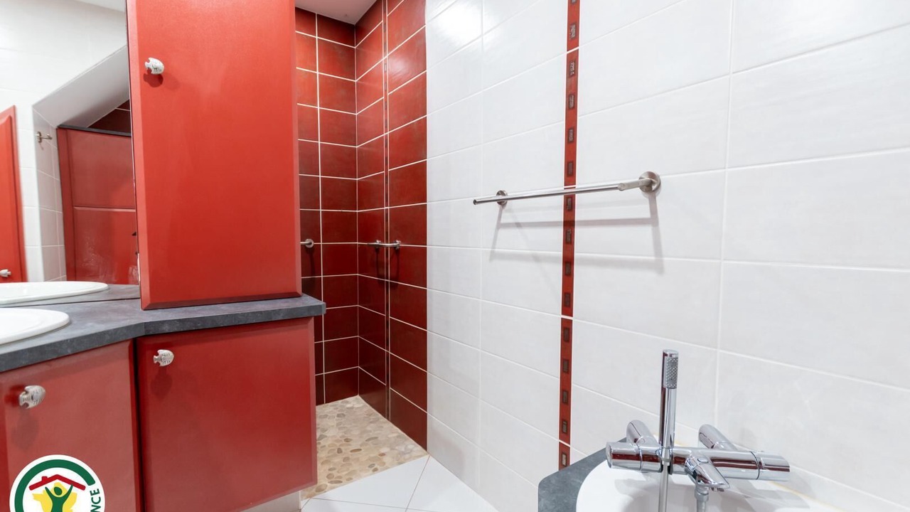 Photo of Bathroom in Lisse-en-Champagne