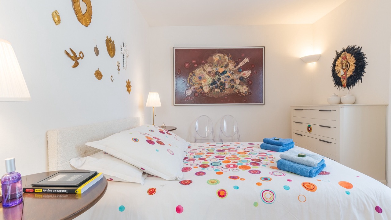 Photo of Bedroom in Manosque