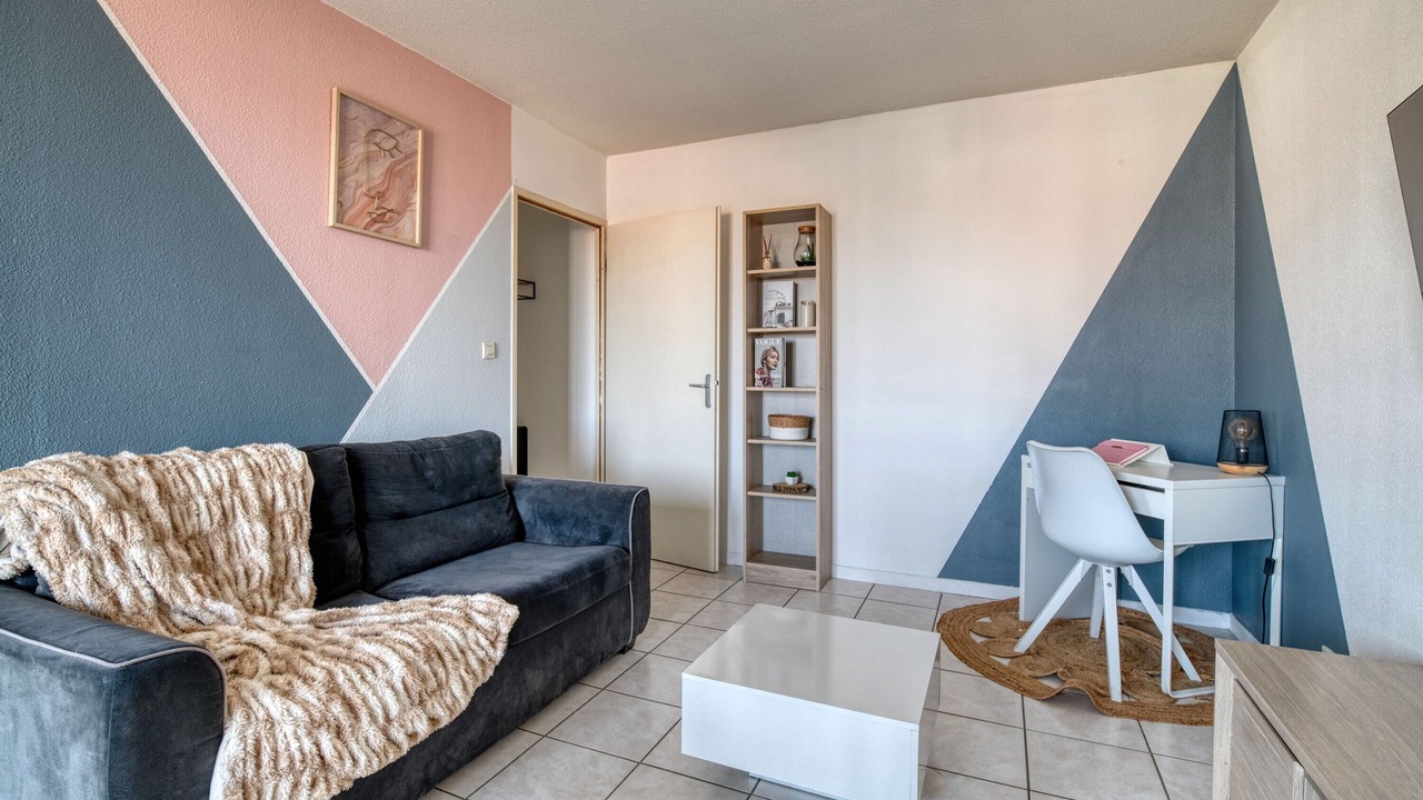 Photo of Livingroom in Saint - Martin - du - Touch