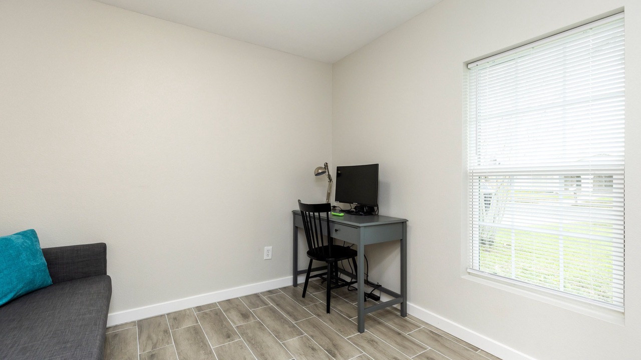 Photo of Livingroom in South Side
