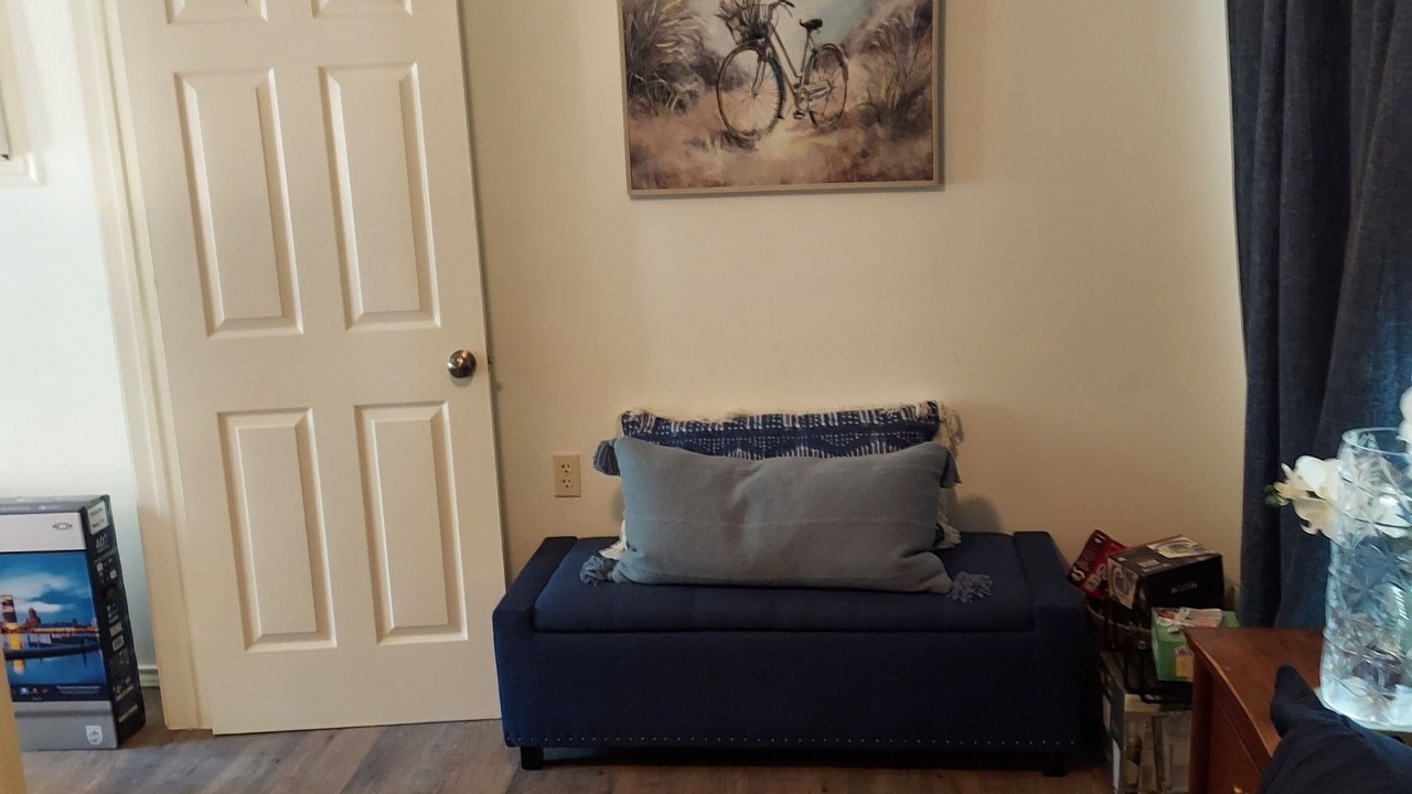 Photo of Bedroom in West Livingston