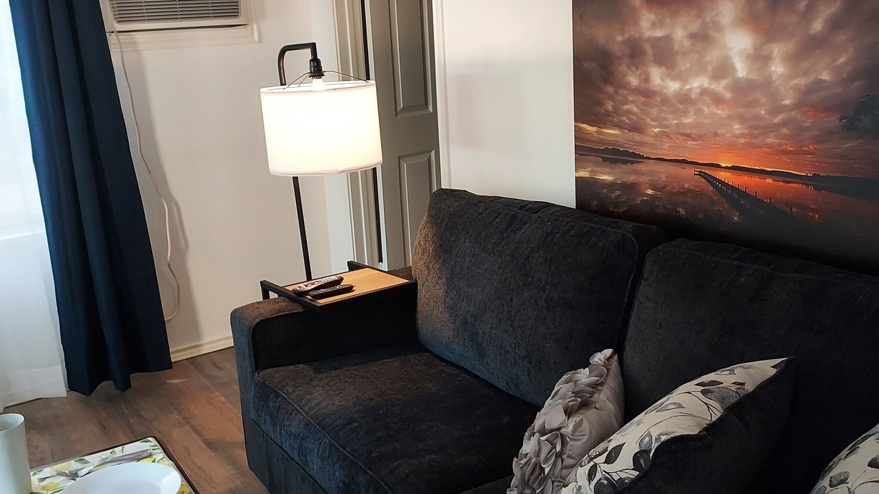 Photo of Livingroom in West Livingston