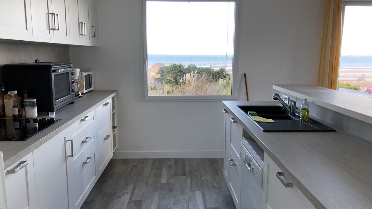 Photo of Kitchen in Saint-Laurent-sur-Mer