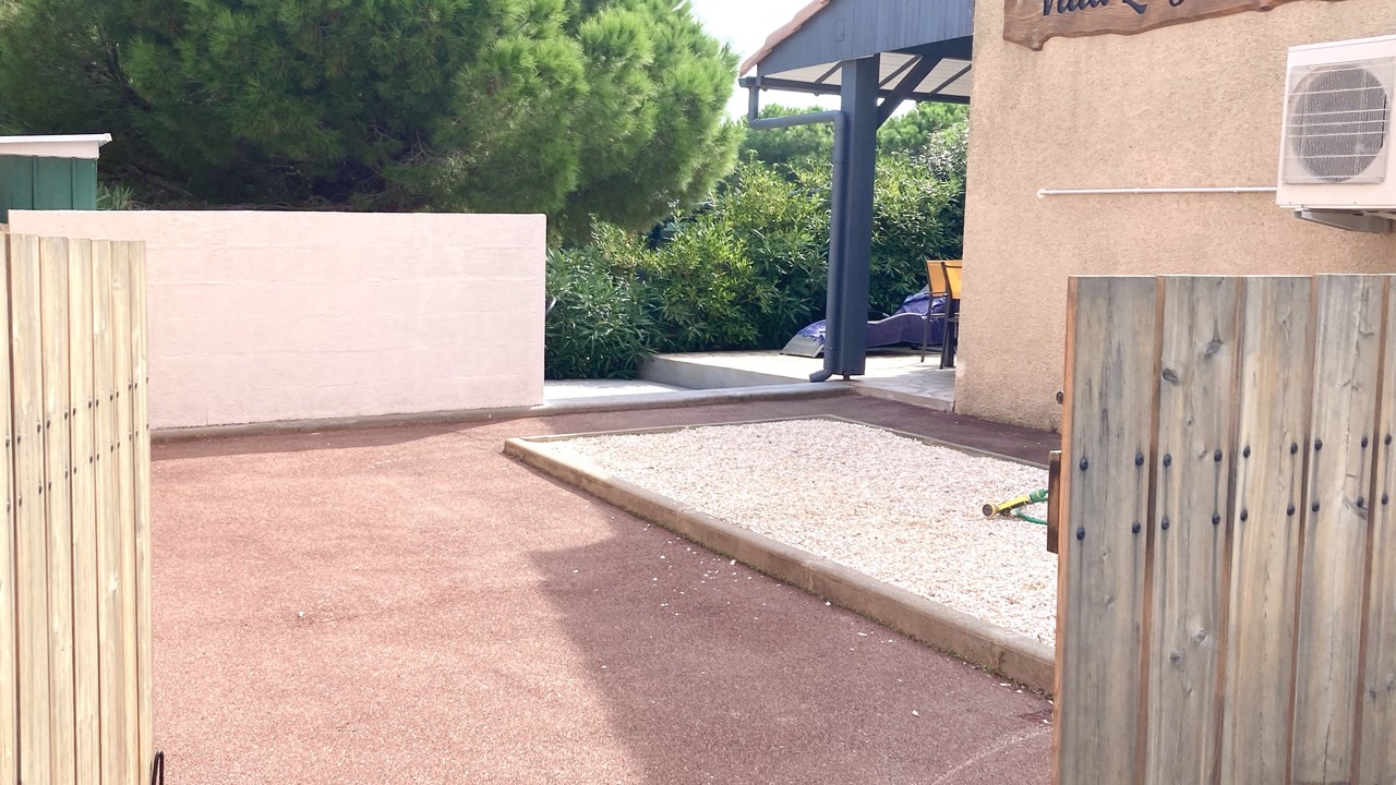 Photo of Outdoor in Saint-Pierre-la-Mer