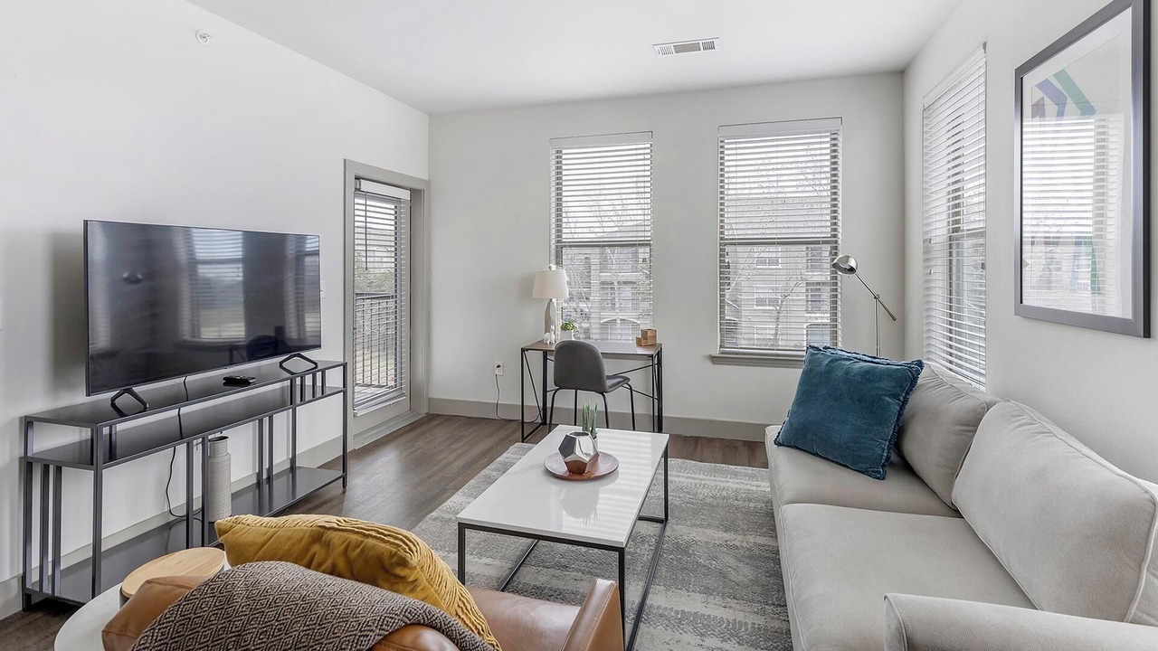 Photo of Livingroom in Haltom City