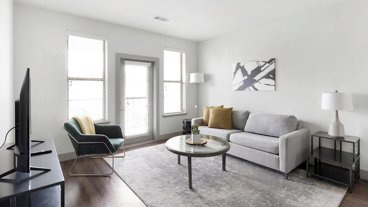 Photo of Livingroom in Haltom City