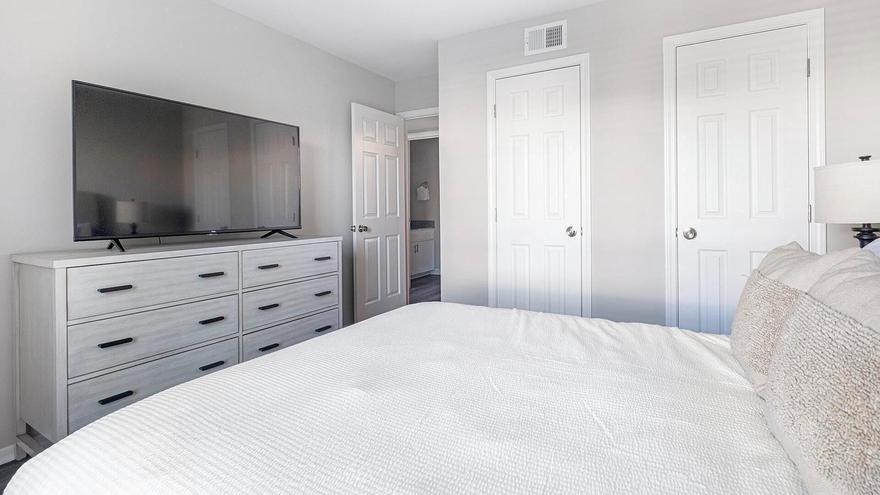 Photo of Bedroom in Homewood