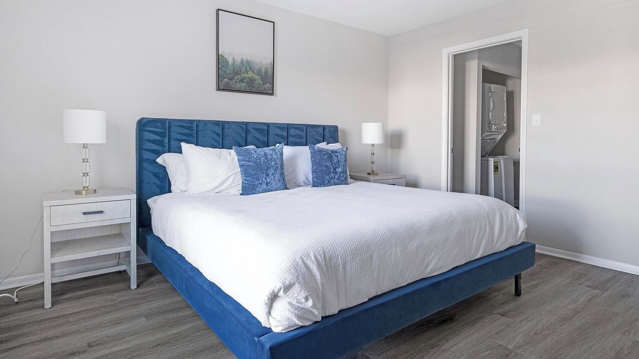 Photo of Bedroom in Homewood