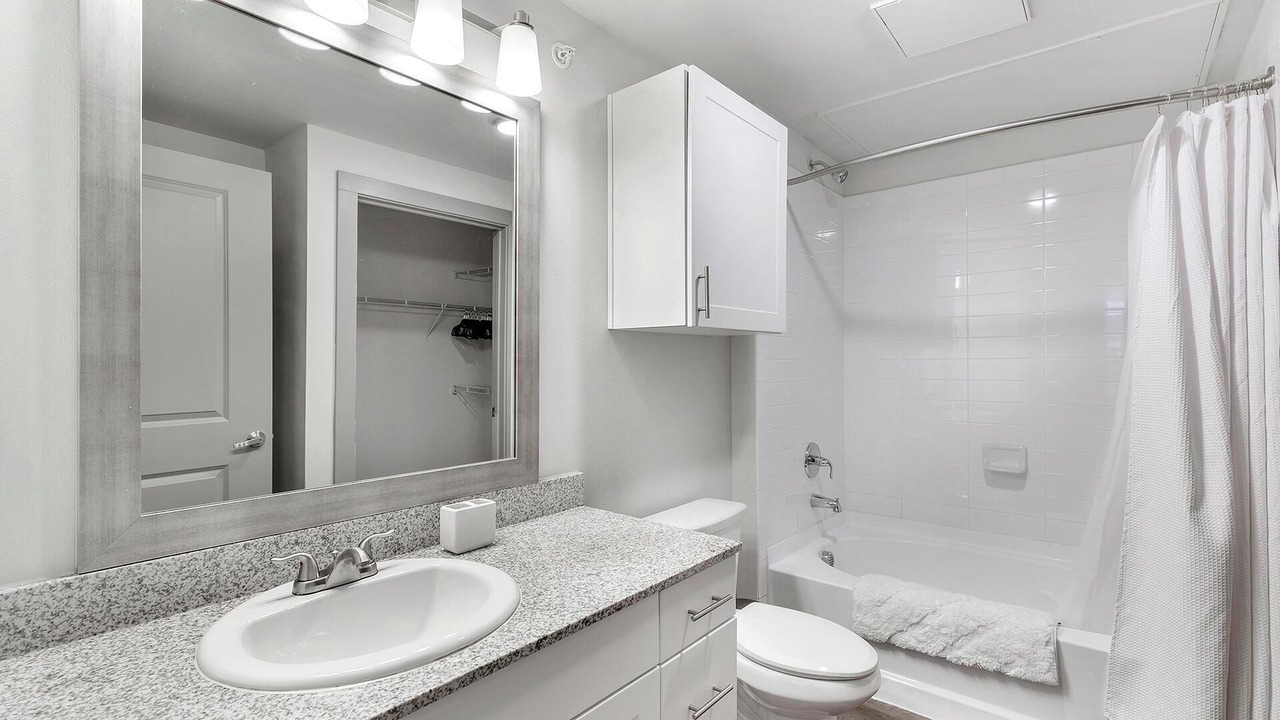 Photo of Bathroom in Haltom City