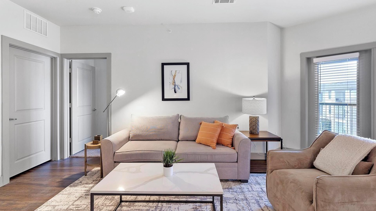 Photo of Livingroom in Haltom City