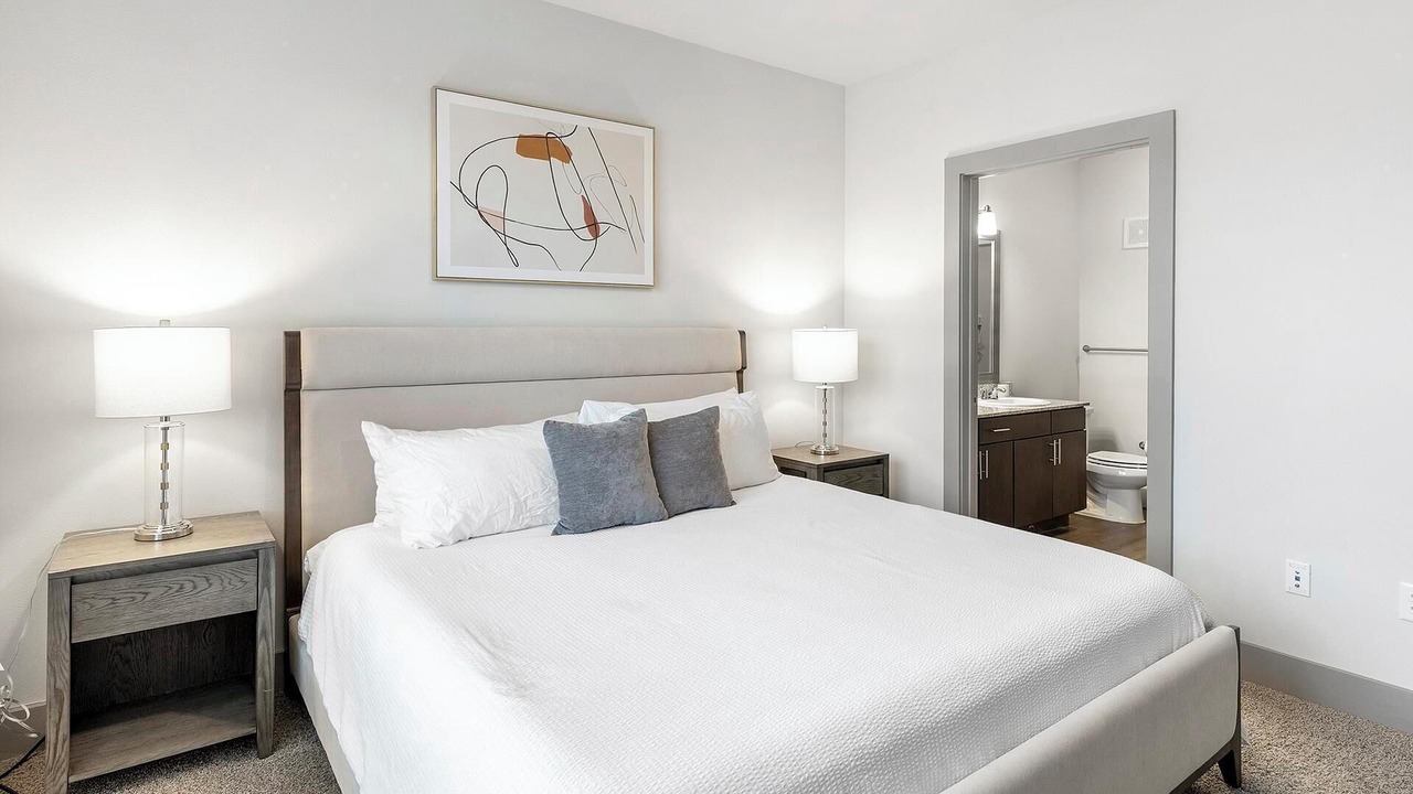 Photo of Bedroom in Haltom City