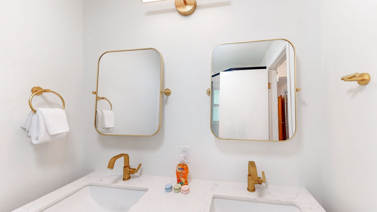 Photo of Bathroom in Salyer